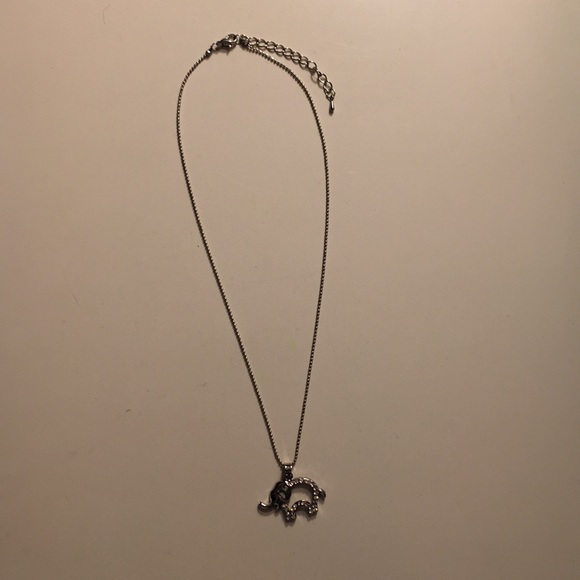 A cute elephant necklace. - Picture 1 of 2